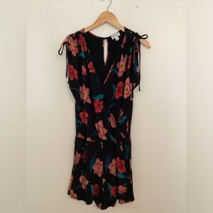 Market&Spruce Black with Floral Print Romper- Size Medium